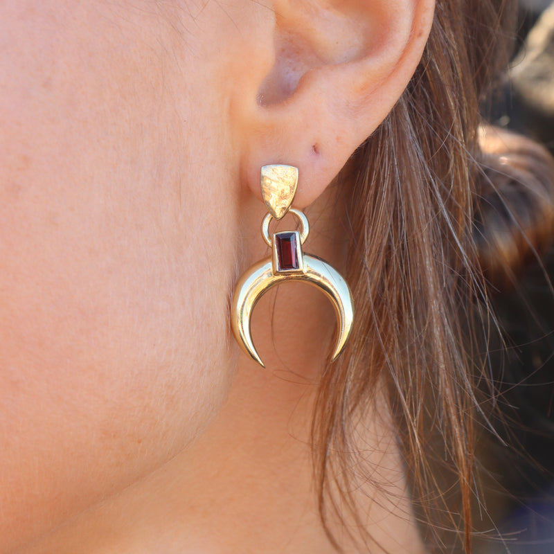 TM Lunar Crescent Earrings - Garnet
