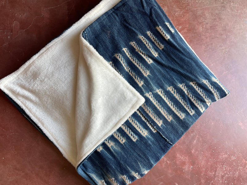 PALE Mudcloth blanket - more styles
